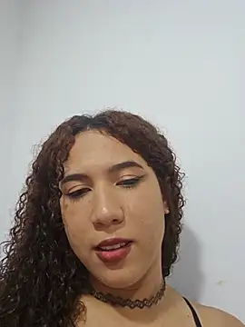 lilith isabella25 online show from June 8, 9:59 pm