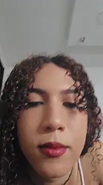 lilith isabella25 online show from June 15, 7:27 pm