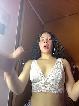 Juliana pink18 online show from June 18, 4:46 am