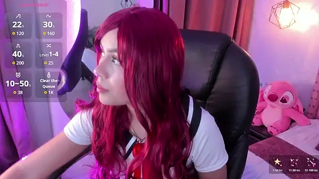 Snapshot of miafox__ chatting on June 9, 3:18 am miafox online show from June 9, 3:18 am