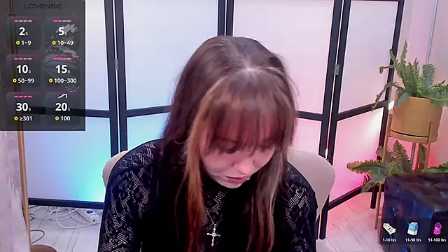 Snapshot of Hyuna_Flowers chatting on June 7, 3:32 am Hyuna Flowers online show from June 7, 3:32 am