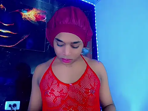 Snapshot of SaramyBigcock chatting on June 14, 5:31 am SaramyBigcock online show from June 14, 5:31 am