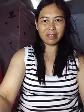 Snapshot of -Hatybi- chatting on June 3, 4:26 am -Hatybi- online show from June 3, 4:26 am