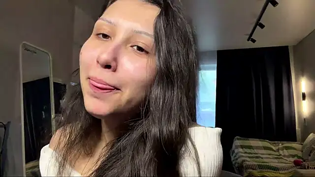 Alicekitty67 online show from June 29, 2:06 pm