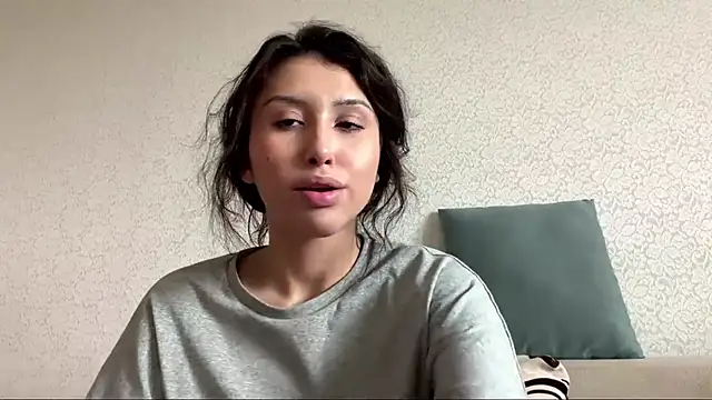 Alicekitty67 online show from July 28, 11:17 am