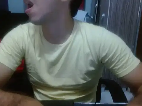 Snapshot of Fer_Ti chatting on May 31, 11:39 pm Fer Ti online show from May 31, 11:39 pm