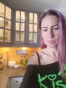 GermanMilfJasmin online show from June 9, 7:20 am