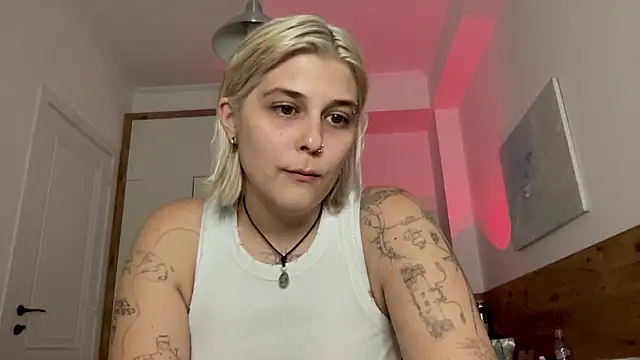 Ella Bloom online show from July 21, 7:49 pm