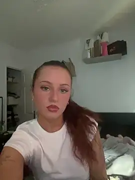 PoisonIvy x online show from June 9, 3:01 pm