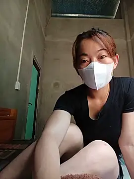 -Trinina- online show from June 14, 5:20 am