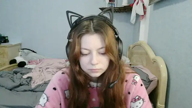 AlessiaViolet online show from June 4, 9:37 am