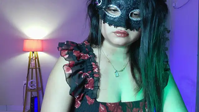 Red Heart  online show from July 16, 5:52 pm