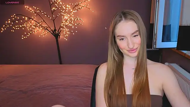 AlisaFoxis online show from July 6, 5:37 pm