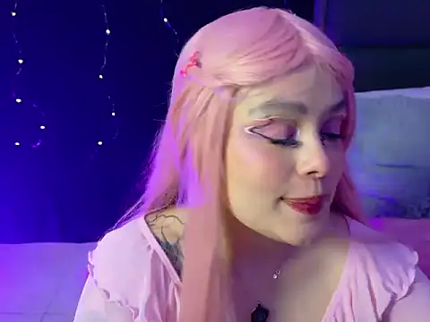 Agata evans  online show from June 11, 1:05 am