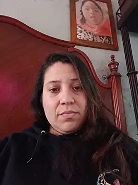 Snapshot of Maira73 chatting on June 10, 5:45 pm Maira73 online show from June 10, 5:45 pm