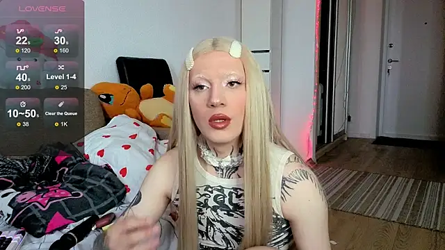 Chloecherry online show from June 6, 2:11 pm