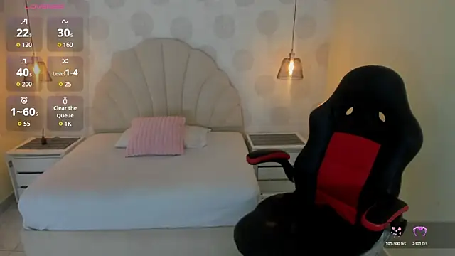 Snapshot of BIANCA_MORETTI1 chatting on June 11, 12:25 pm BIANCA MORETTI1 online show from June 11, 12:25 pm