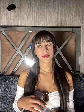 Snapshot of Ailani_Pink chatting on June 10, 8:30 pm Ailani Pink online show from June 10, 8:30 pm