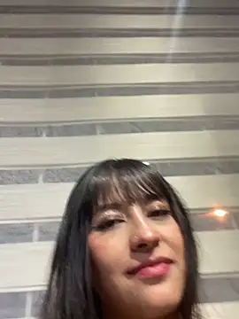 Snapshot of Ailani_Pink chatting on June 11, 12:32 am Ailani Pink online show from June 11, 12:32 am