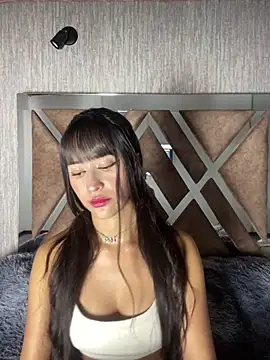 Snapshot of Ailani_Pink chatting on June 11, 7:12 pm Ailani Pink online show from June 11, 7:12 pm