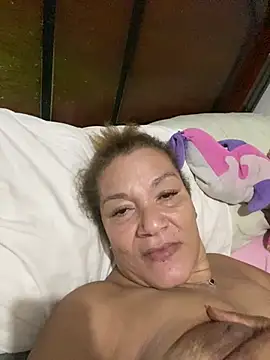 rosanna78322 online show from June 5, 11:21 pm