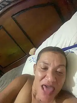rosanna78322 online show from June 11, 2:00 am