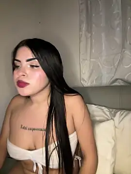 Snapshot of charlotte_blairr chatting on June 14, 5:31 am charlotte blairr online show from June 14, 5:31 am