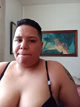 Snapshot of scotttomboy chatting on June 20, 2:42 pm scotttomboy online show from June 20, 2:42 pm