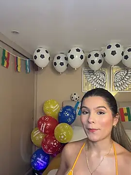emilyvex online show from June 24, 2:21 am