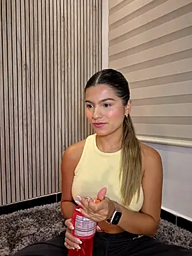 emilyvex online show from July 19, 5:11 am