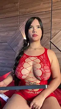 Snapshot of Lara_petit chatting on June 16, 10:56 pm Lara petit online show from June 16, 10:56 pm