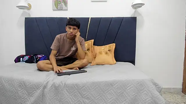 stiven cum2 online show from June 11, 4:21 am
