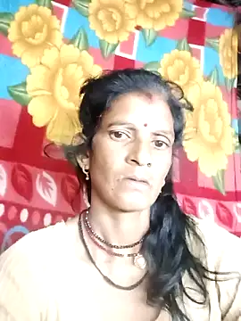 Snapshot of Cut_umang74 chatting on June 14, 9:28 pm Cut umang74 online show from June 14, 9:28 pm