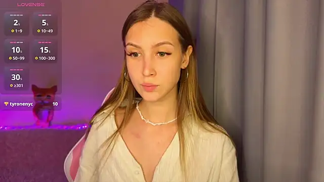 Leiakiss online show from July 25, 5:43 pm