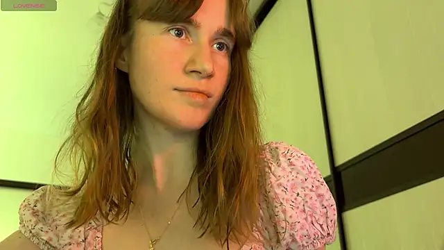 Snapshot of agniia257 chatting on June 2, 9:39 pm agniia257 online show from June 2, 9:39 pm
