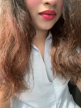 Yours riya11 online show from July 6, 8:00 pm