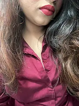 Yours riya11 online show from July 17, 11:31 pm