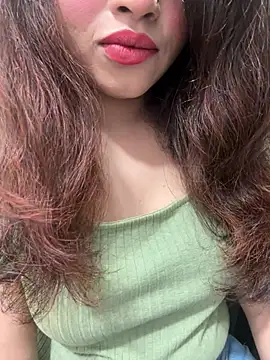 Yours riya11 online show from July 21, 6:21 pm