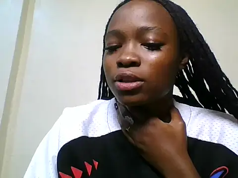 Snapshot of ebonysubmissive chatting on June 12, 7:57 pm ebonysubmissive online show from June 12, 7:57 pm
