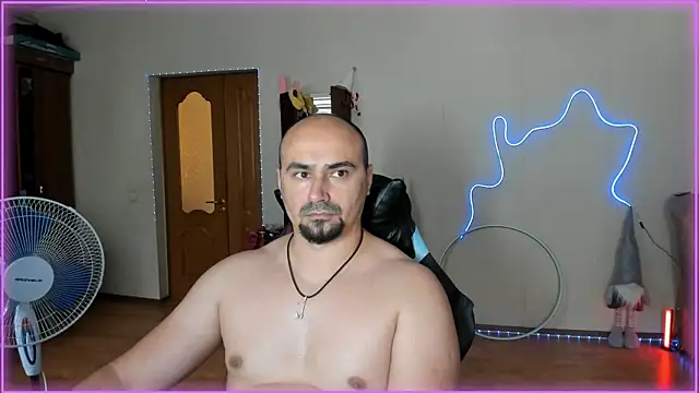 -SexyDaddy- online show from July 26, 7:37 am