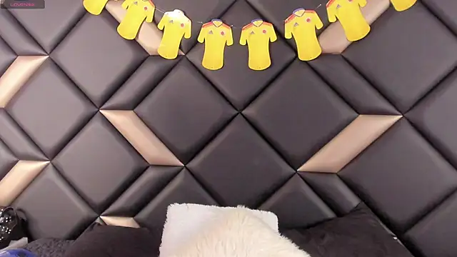 AdrianaHarlow online show from July 10, 7:16 pm