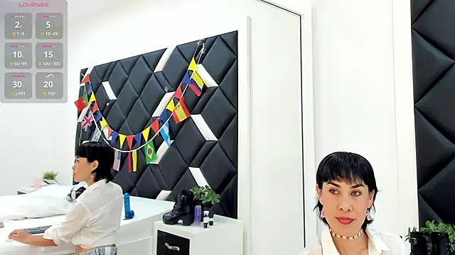 CarlaLinares online show from June 18, 8:02 pm