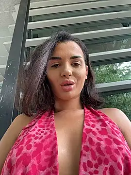 chloenyx online show from July 16, 12:00 pm