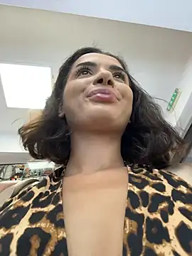 chloenyx online show from July 28, 2:35 pm