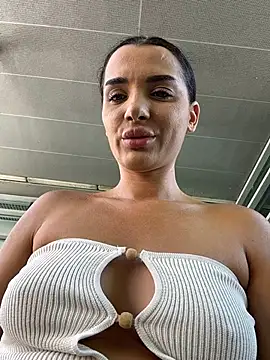 chloenyx online show from July 31, 12:48 pm