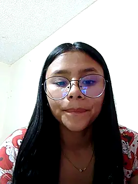 Sofielovee-01 online show from July 15, 2:17 am