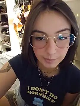 Snapshot of Juh_castro chatting on June 6, 4:01 pm Juh castro online show from June 6, 4:01 pm