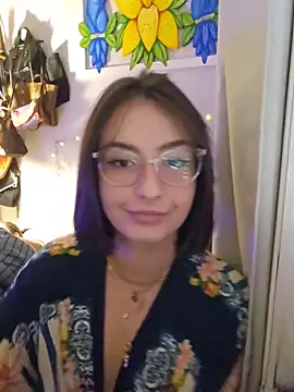 Snapshot of Juh_castro chatting on June 7, 3:05 pm Juh castro online show from June 7, 3:05 pm