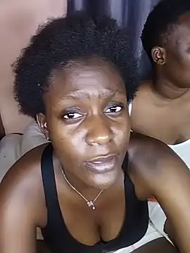 Snapshot of nubian23 chatting on June 9, 7:14 pm nubian23 online show from June 9, 7:14 pm