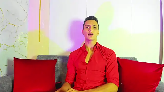 Snapshot of andrewevans46 chatting on June 7, 12:42 pm andrewevans46 online show from June 7, 12:42 pm